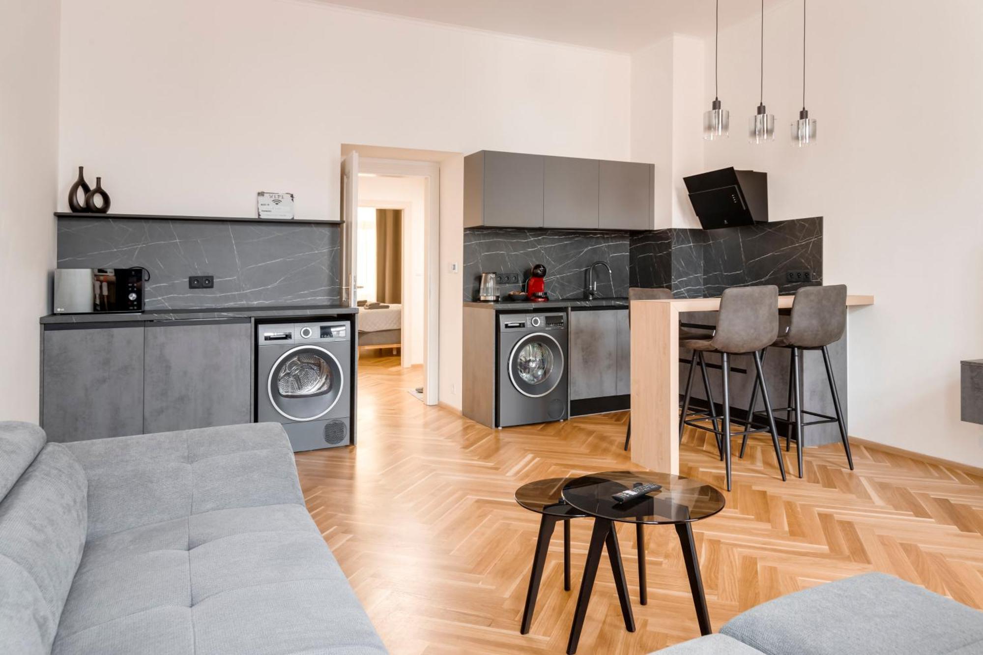 New Town Oases Apartment Πράγα Εξωτερικό φωτογραφία