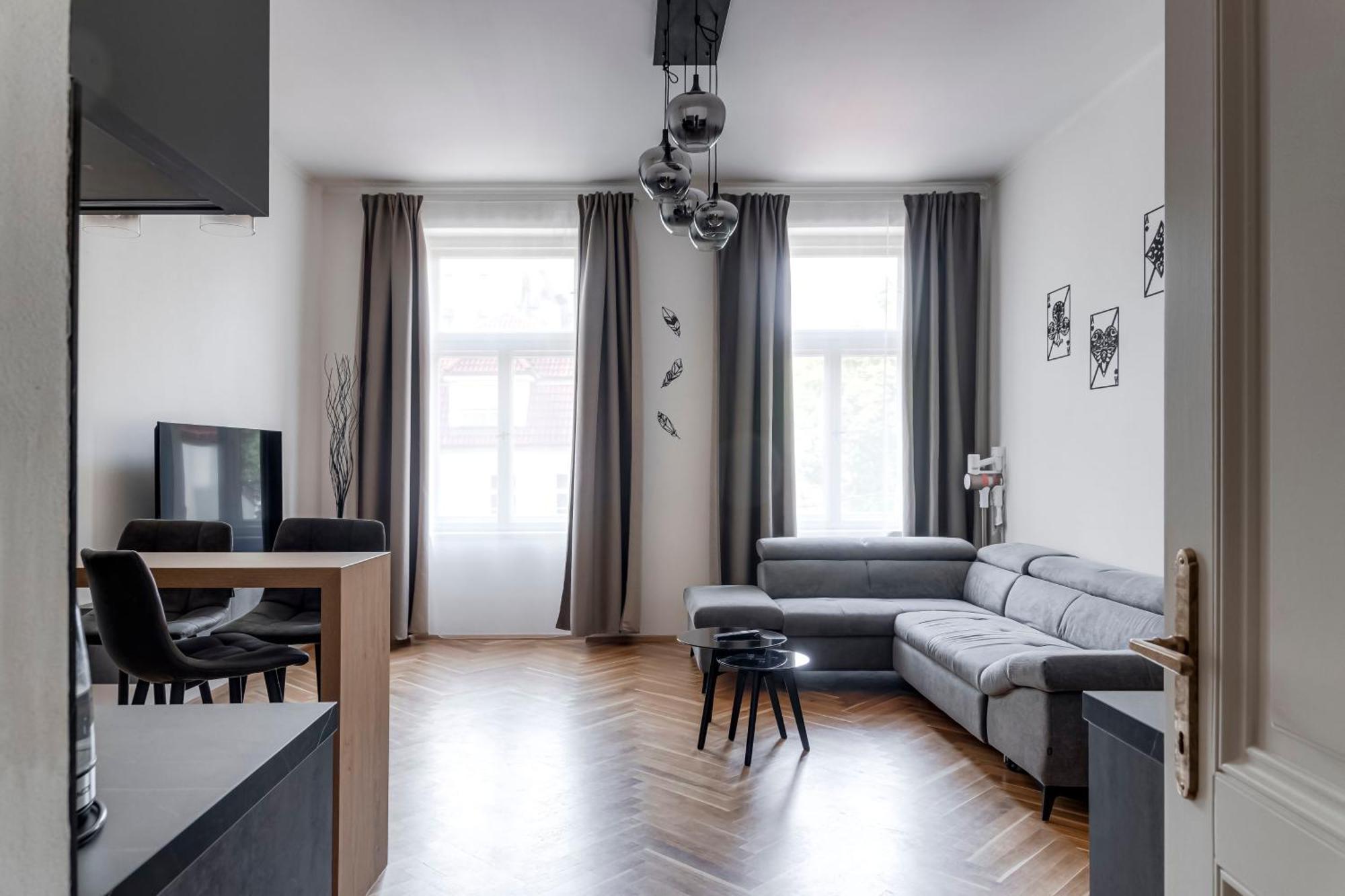 New Town Oases Apartment Πράγα Εξωτερικό φωτογραφία