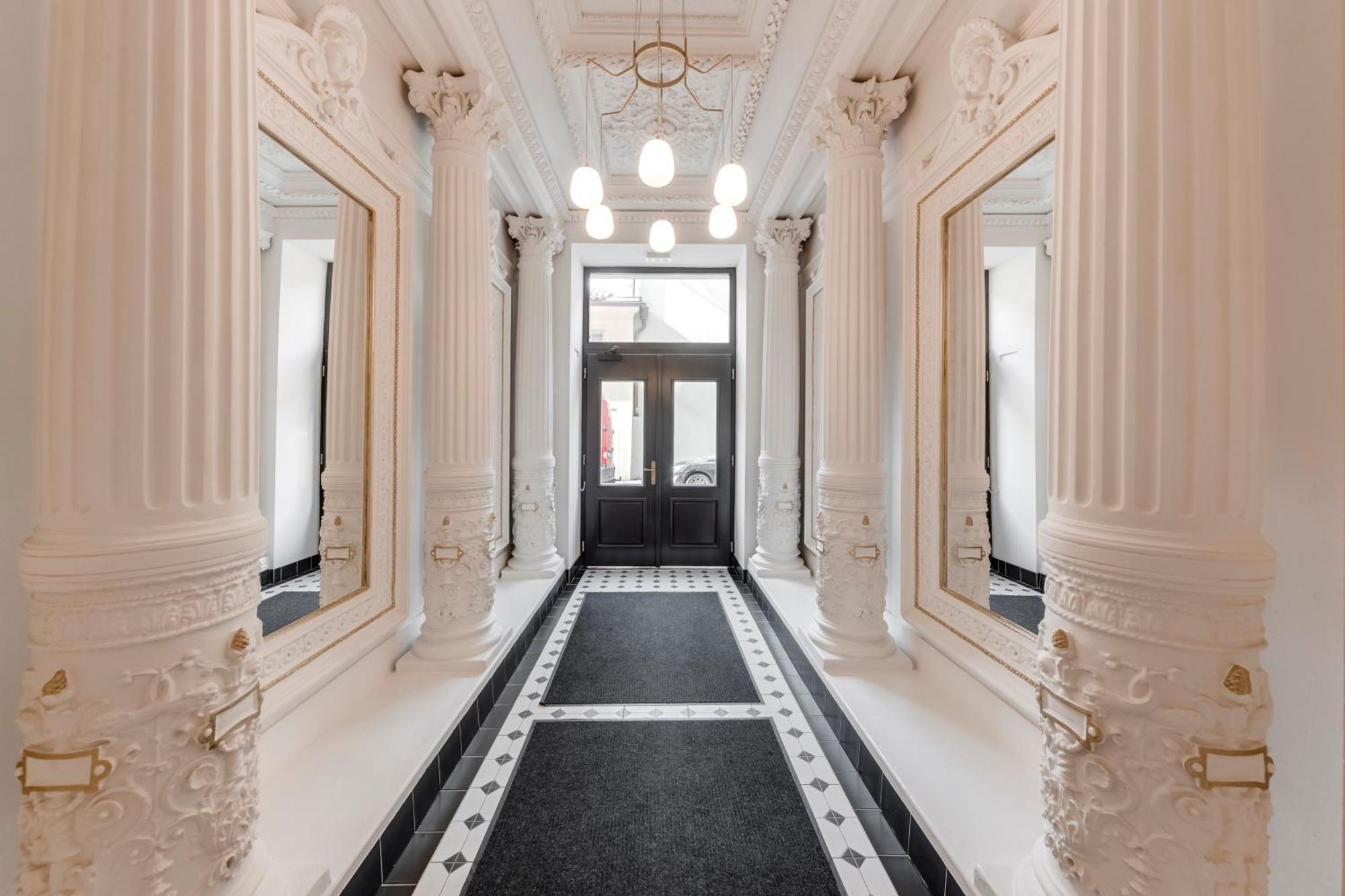 New Town Oases Apartment Πράγα Εξωτερικό φωτογραφία